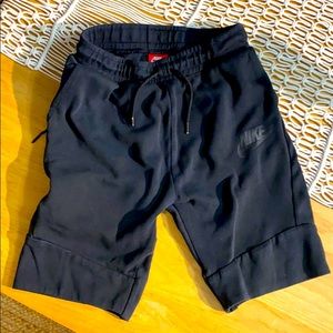 Nike Boys XL Black Shorts